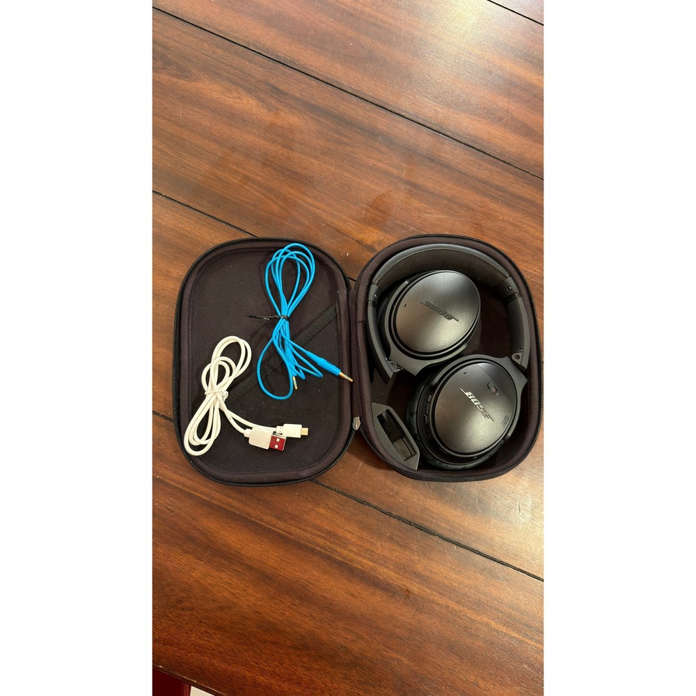 Bose QuietComfort 35 II Wireless Noise Cancelling Headphones Black QC35 II Case